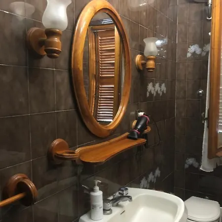 Appartamento Con Ampio Terrazzo Panoramico *